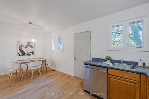 Photo 9 at 968 Meadowlands Drive, Nepean (Carleton Heights), Ottawa