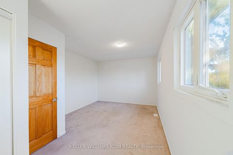 Photo 16 at 968 Meadowlands Drive, Nepean (Carleton Heights), Ottawa