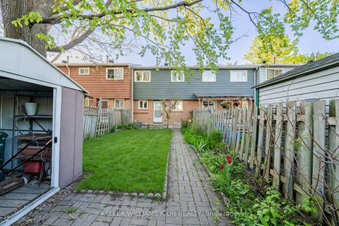 Photo 24 at 968 Meadowlands Drive, Nepean (Carleton Heights), Ottawa