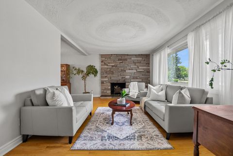 Photo 5 at 45 Larkspur Drive, Nepean (Lynwood Village), Ottawa