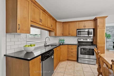 Photo 14 at 45 Larkspur Drive, Nepean (Lynwood Village), Ottawa