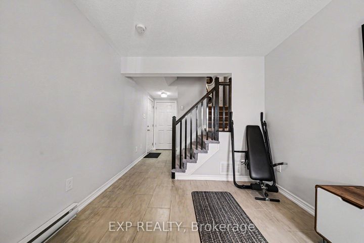 Photo 4 at 2433 Nutgrove Avenue, Nepean (Half Moon Bay), Ottawa
