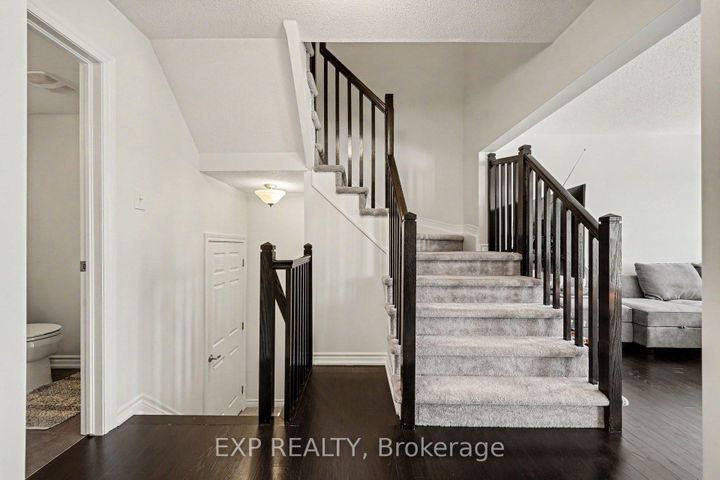 Photo 5 at 2433 Nutgrove Avenue, Nepean (Half Moon Bay), Ottawa