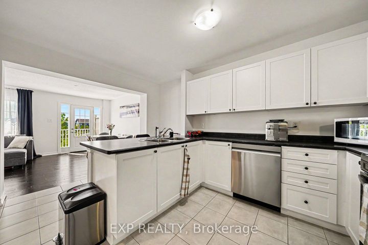 Photo 13 at 2433 Nutgrove Avenue, Nepean (Half Moon Bay), Ottawa