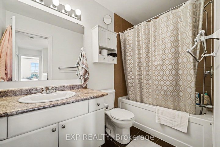 Photo 17 at 2433 Nutgrove Avenue, Nepean (Half Moon Bay), Ottawa
