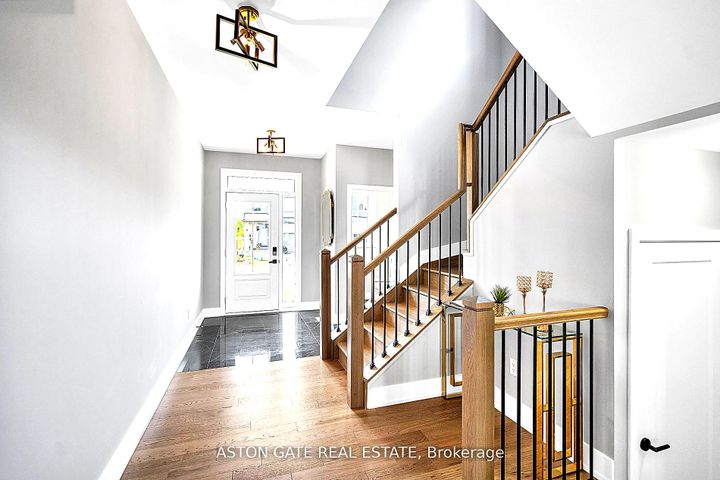 Photo 2 at 856 Moonrise Terrace, Nepean (Half Moon Bay), Ottawa