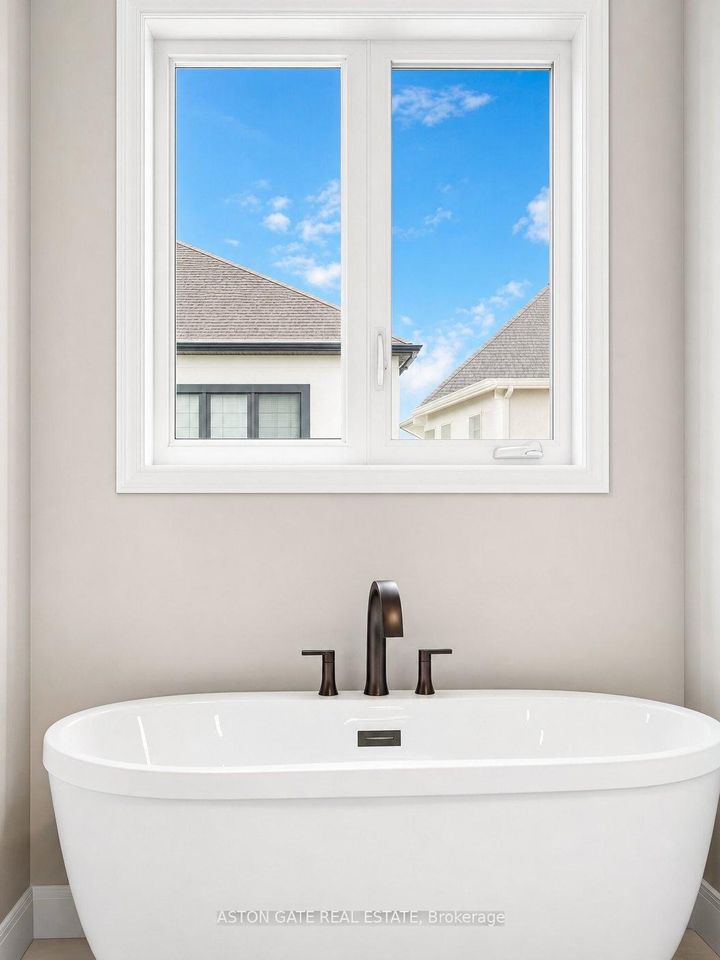 Photo 23 at 856 Moonrise Terrace, Nepean (Half Moon Bay), Ottawa