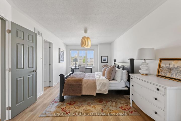 Photo 23 at 103 Goldwood Private, Nepean (Stonebridge), Ottawa
