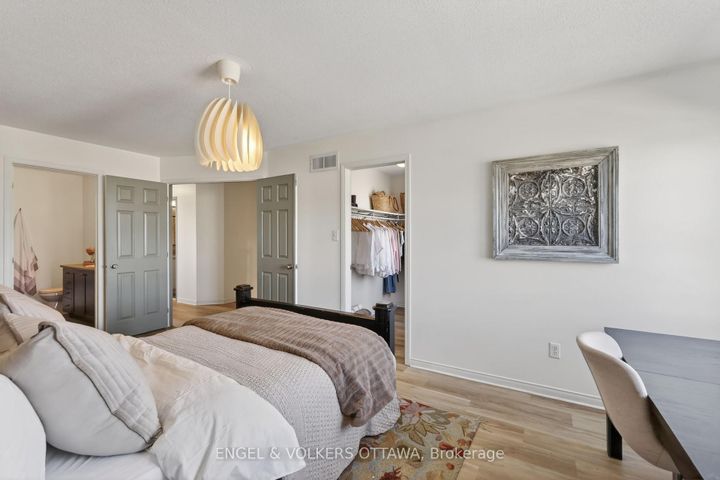 Photo 25 at 103 Goldwood Private, Nepean (Stonebridge), Ottawa