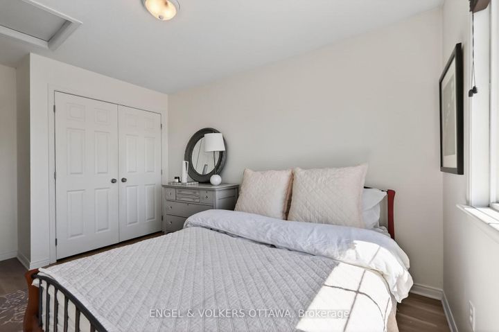 Photo 31 at 103 Goldwood Private, Nepean (Stonebridge), Ottawa
