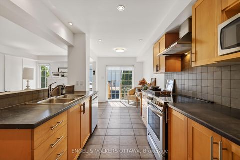 Photo 7 at 103 Goldwood Private, Nepean (Stonebridge), Ottawa