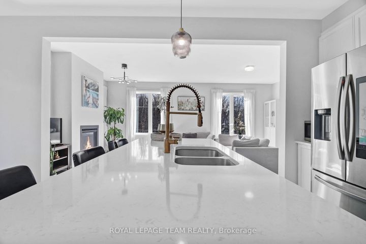 Photo 10 at 647 Cygnus Street, Nepean (Half Moon Bay), Ottawa