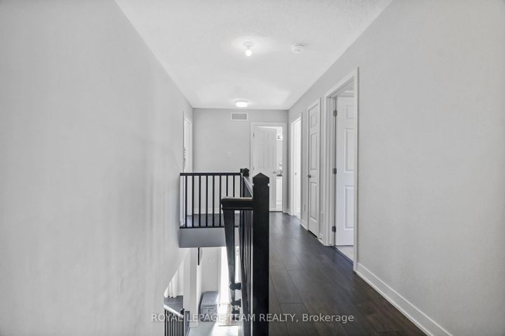 Photo 13 at 647 Cygnus Street, Nepean (Half Moon Bay), Ottawa