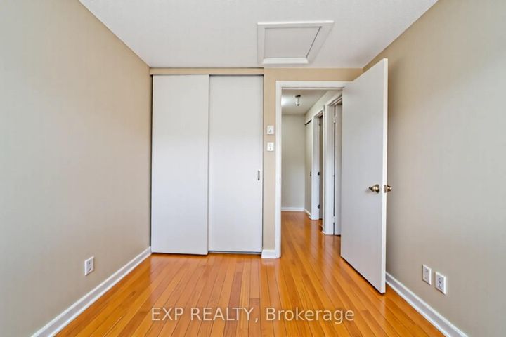 Photo 14 at 12 - 2610 Draper Avenue, Nepean (Redwood Park), Ottawa