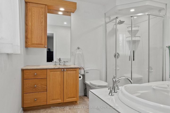 Photo 20 at 43 Elke Drive, Nepean (Knollsbrook), Ottawa