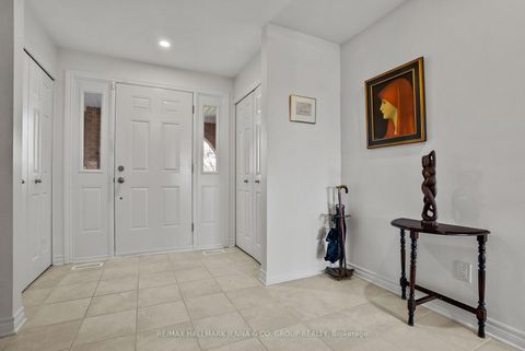 Photo 2 at 43 Elke Drive, Nepean (Knollsbrook), Ottawa