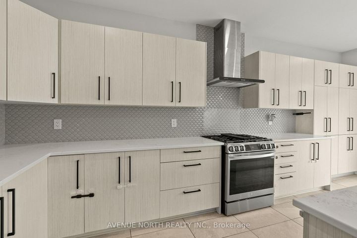 Photo 6 at 17 Fossa Terrace, Nepean (Half Moon Bay), Ottawa