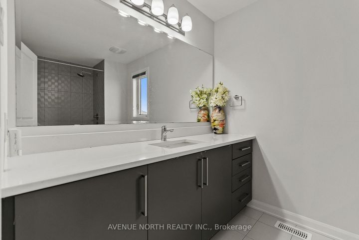 Photo 29 at 17 Fossa Terrace, Nepean (Half Moon Bay), Ottawa