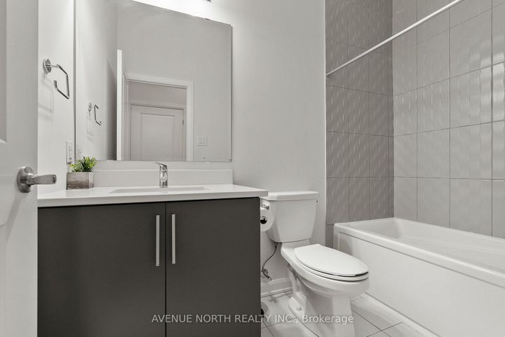 Photo 33 at 17 Fossa Terrace, Nepean (Half Moon Bay), Ottawa
