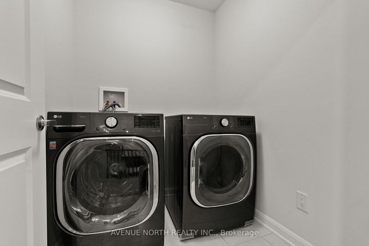 Photo 39 at 17 Fossa Terrace, Nepean (Half Moon Bay), Ottawa