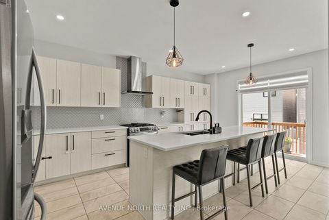 Photo 7 at 17 Fossa Terrace, Nepean (Half Moon Bay), Ottawa
