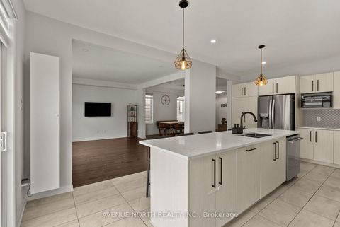 Photo 8 at 17 Fossa Terrace, Nepean (Half Moon Bay), Ottawa