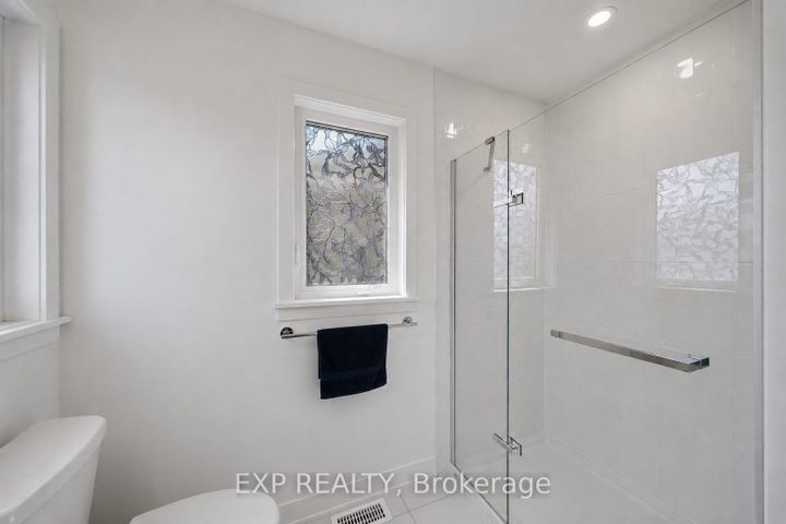 Photo 17 at 57 Robusta Lane, Nepean (Heritage Park), Ottawa