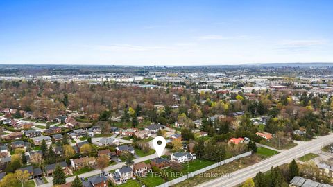 Photo 39 at 28 Parmalea Crescent, Nepean (Pineglen/Country Place), Ottawa