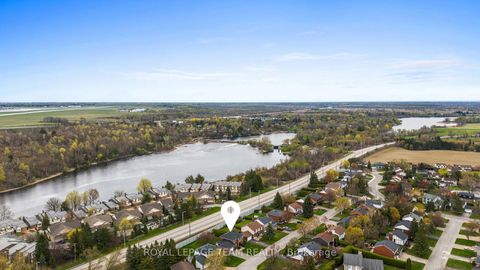 Photo 40 at 28 Parmalea Crescent, Nepean (Pineglen/Country Place), Ottawa