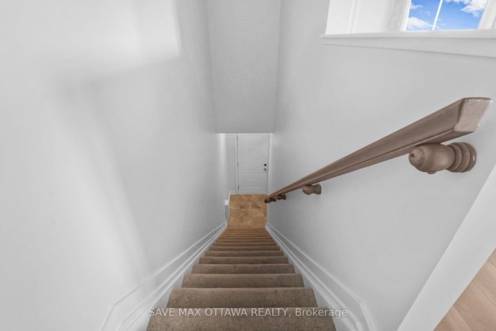 Photo 20 at 2 - 703 Chromite Pv Private, Nepean (Heritage Park), Ottawa