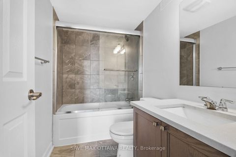 Photo 13 at 2 - 703 Chromite Pv Private, Nepean (Heritage Park), Ottawa