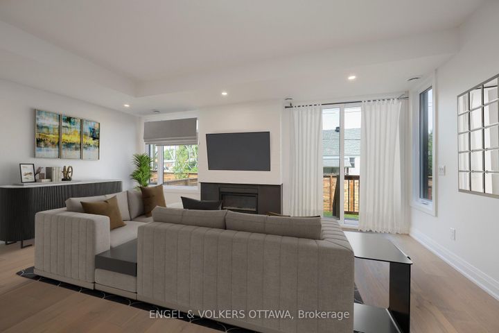 Photo 7 at 75A Granton Avenue, Nepean (Meadowlands/St. Claire Gardens), Ottawa