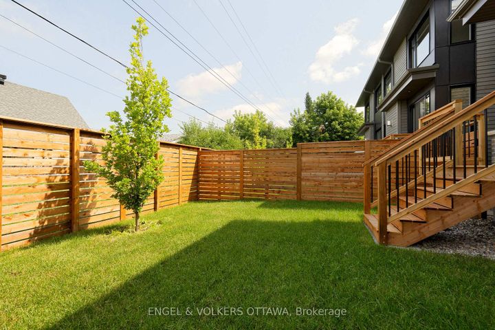 Photo 45 at 75A Granton Avenue, Nepean (Meadowlands/St. Claire Gardens), Ottawa