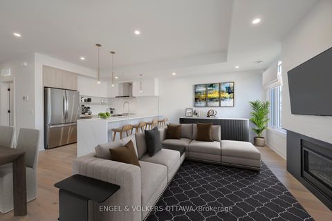 Photo 5 at 75A Granton Avenue, Nepean (Meadowlands/St. Claire Gardens), Ottawa