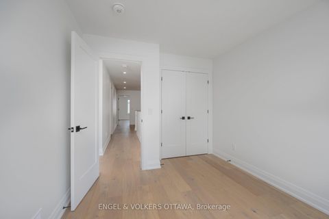 Photo 23 at 75A Granton Avenue, Nepean (Meadowlands/St. Claire Gardens), Ottawa
