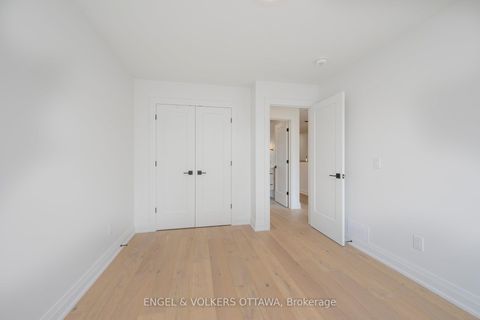 Photo 25 at 75A Granton Avenue, Nepean (Meadowlands/St. Claire Gardens), Ottawa