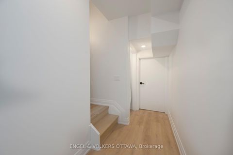 Photo 30 at 75A Granton Avenue, Nepean (Meadowlands/St. Claire Gardens), Ottawa