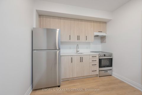 Photo 35 at 75A Granton Avenue, Nepean (Meadowlands/St. Claire Gardens), Ottawa