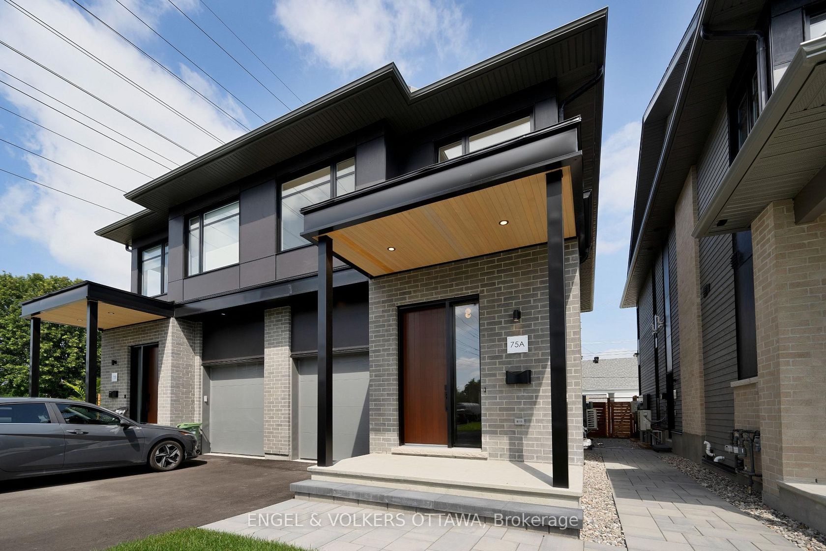 75A Granton Avenue, Nepean (Meadowlands/St. Claire Gardens), Ottawa 
