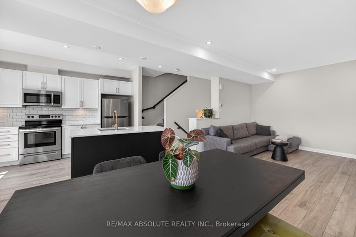 Photo 14 at 912 Lixnaw Court, Nepean (Half Moon Bay), Ottawa