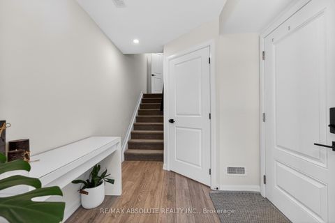 Photo 3 at 912 Lixnaw Court, Nepean (Half Moon Bay), Ottawa