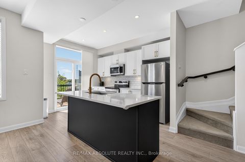 Photo 5 at 912 Lixnaw Court, Nepean (Half Moon Bay), Ottawa