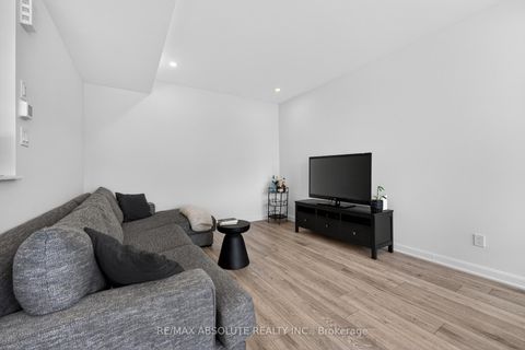 Photo 18 at 912 Lixnaw Court, Nepean (Half Moon Bay), Ottawa
