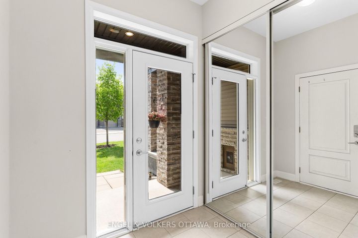 Photo 2 at 205 Geyser Place, Nepean (Hearts Desire), Ottawa