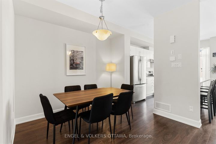 Photo 5 at 205 Geyser Place, Nepean (Hearts Desire), Ottawa