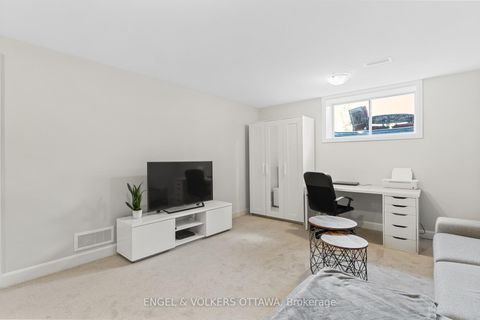 Photo 33 at 205 Geyser Place, Nepean (Hearts Desire), Ottawa