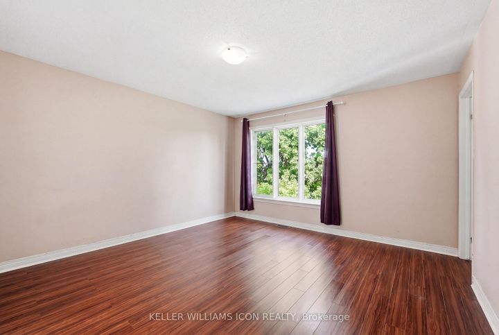 Photo 21 at 121 Thornbury Crescent, Nepean (Centrepointe), Ottawa