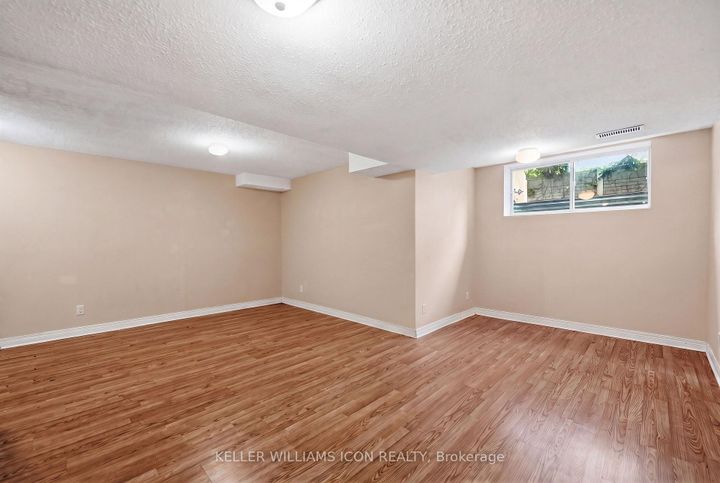 Photo 34 at 121 Thornbury Crescent, Nepean (Centrepointe), Ottawa