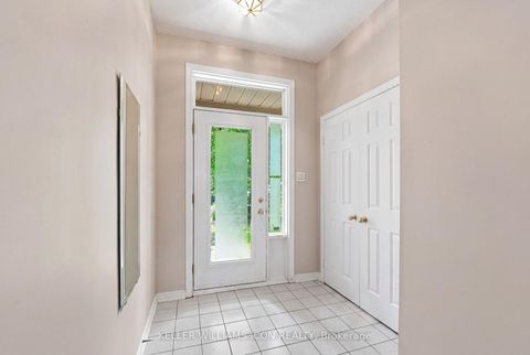 Photo 3 at 121 Thornbury Crescent, Nepean (Centrepointe), Ottawa