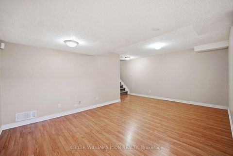Photo 35 at 121 Thornbury Crescent, Nepean (Centrepointe), Ottawa